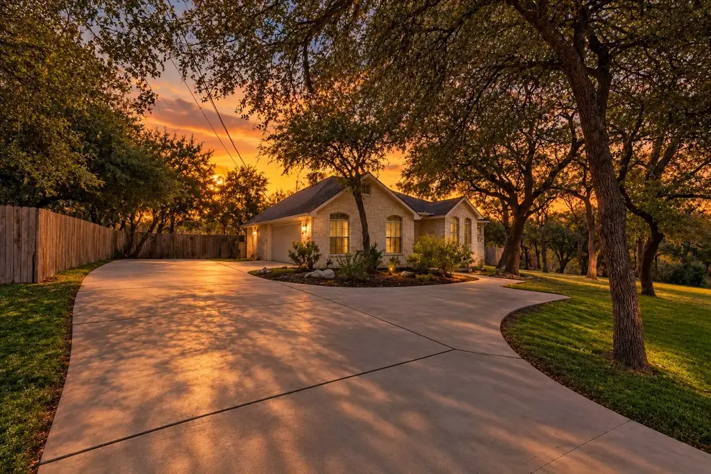 100 Quarry Springs Dr, San Marcos