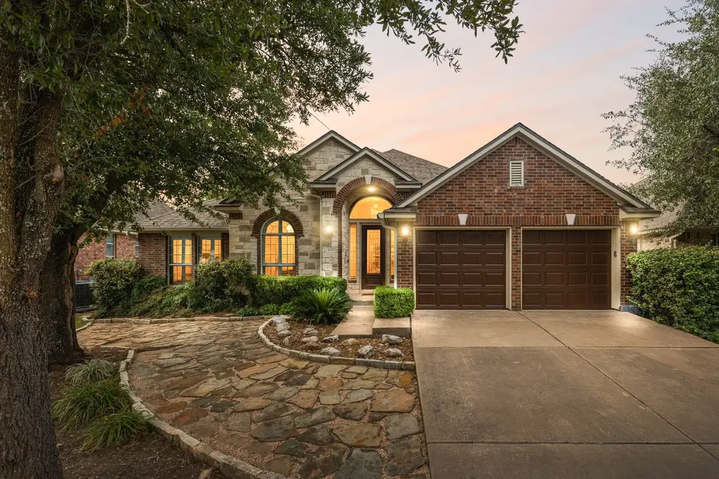 16305 Almaden Dr, Austin