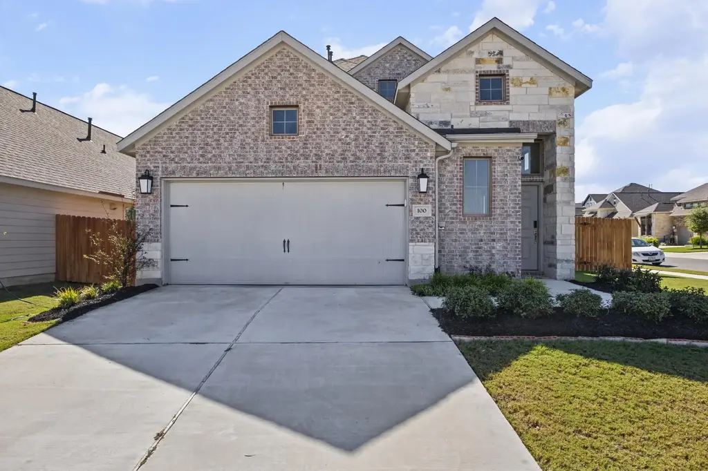 100 Danielson St, Liberty Hill