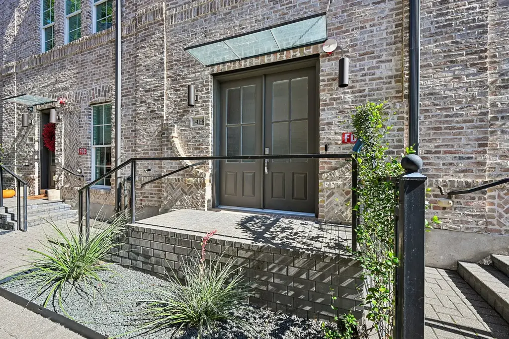 1411 Town Creek Dr. 6, Austin