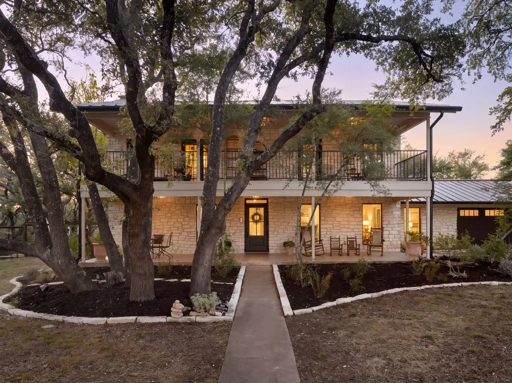 22 Tall Oaks Trl, Austin