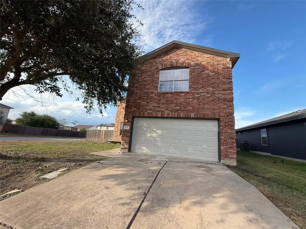 230 Phillips St, Hutto