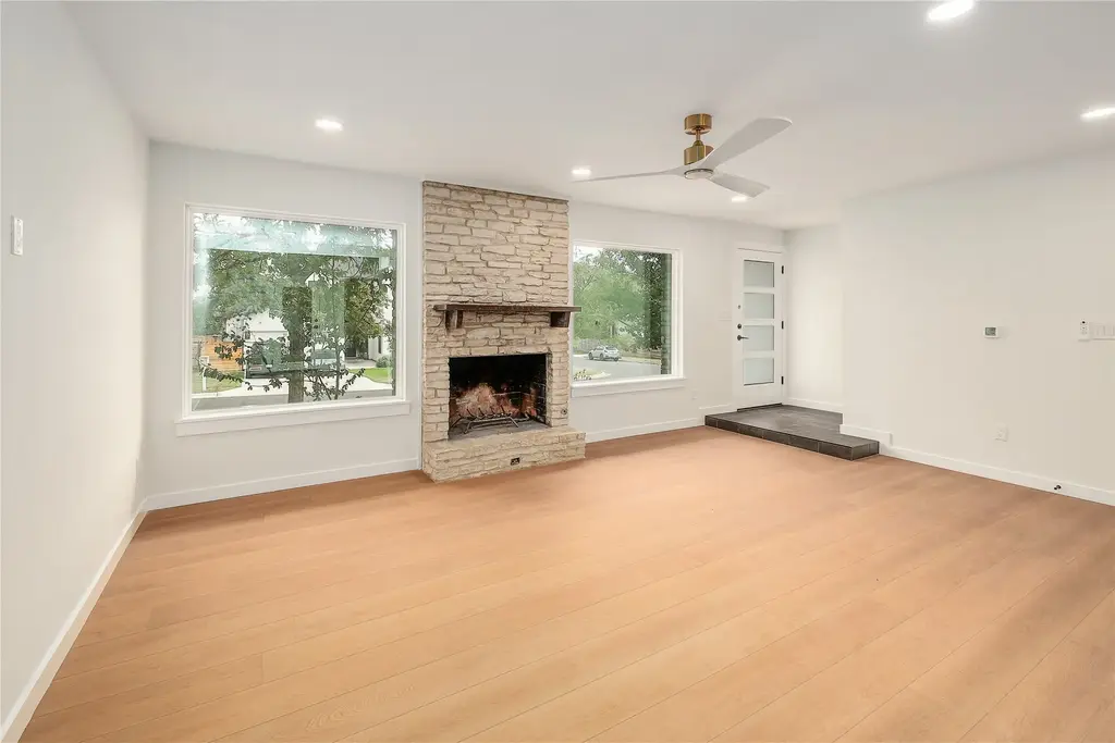 1413 Valleyridge Drive B, Austin