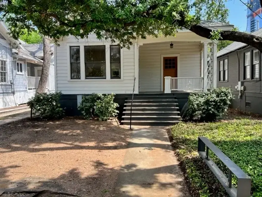 803 West Ave 2, Austin