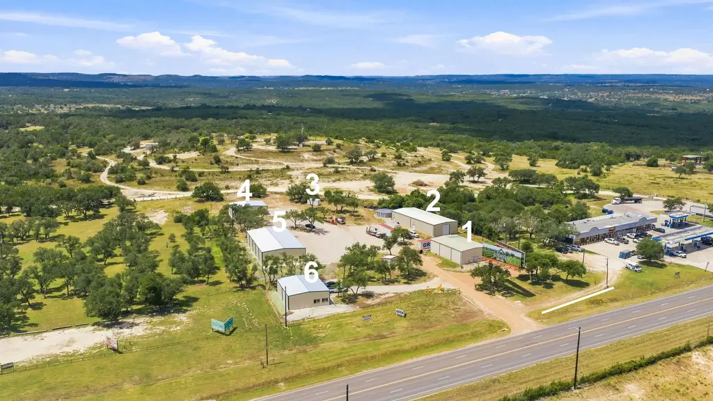 7748 E Us Highway 290 2, Johnson City