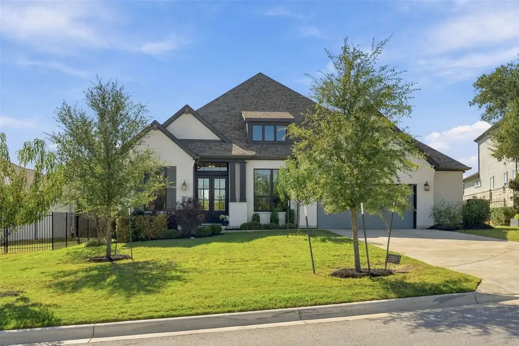 229 Fireside Rd, Austin