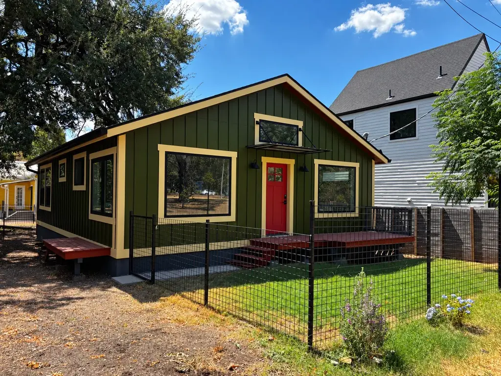 908 E 13th St 3, Austin