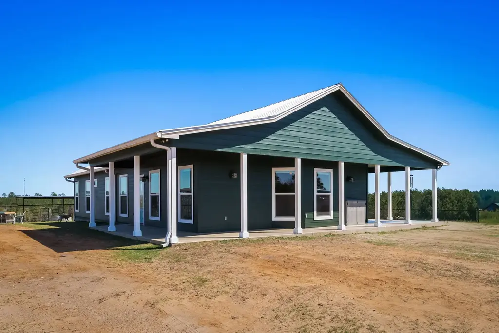 935 Highway 21 E, Paige