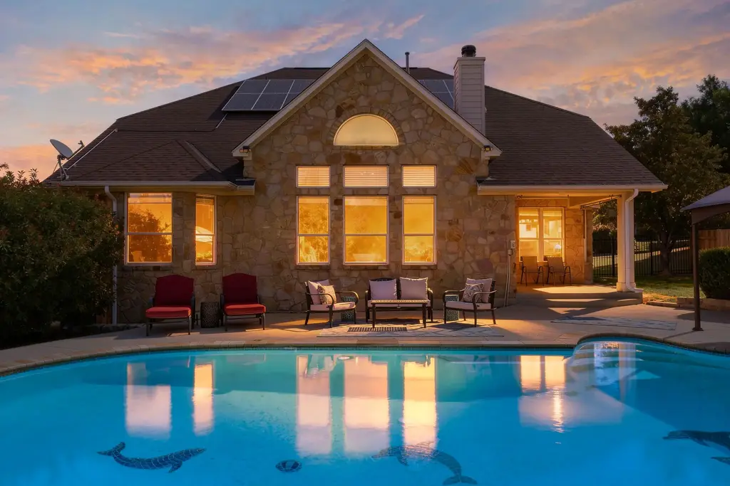 5124 Texas Bluebell Dr, Spicewood
