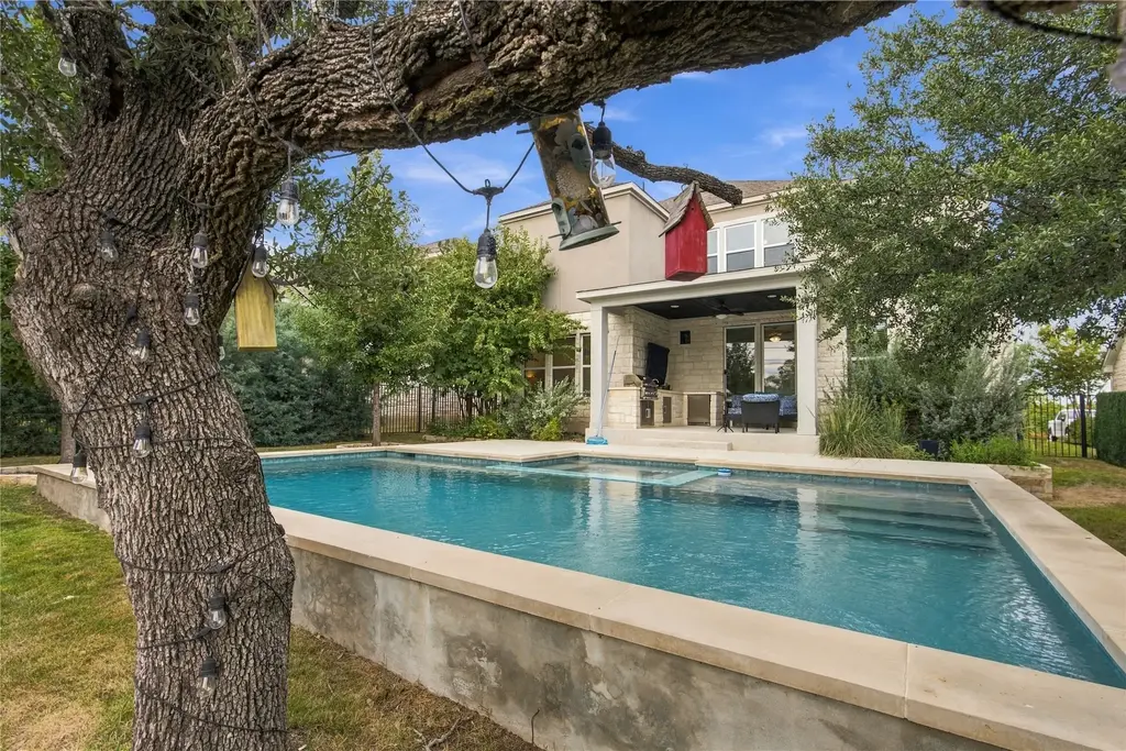 308 Gulfton St, Lakeway