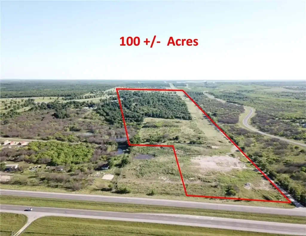 2883 State Highway 71 Highway W, Cedar Creek
