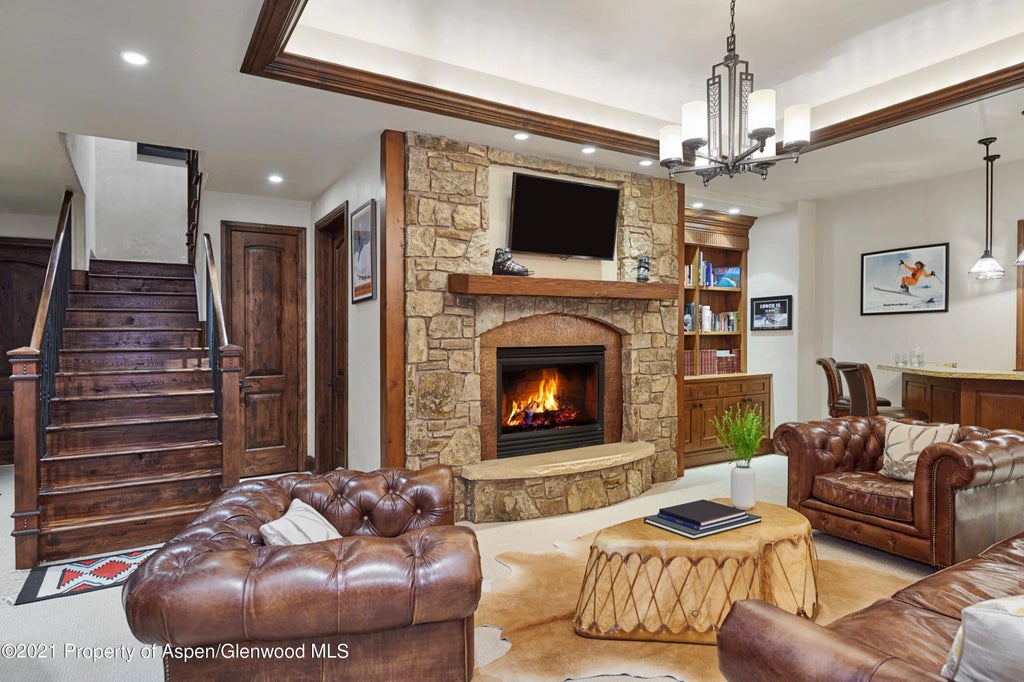 23 of 35 - 1232 Mountain View Drive B, Aspen, CO