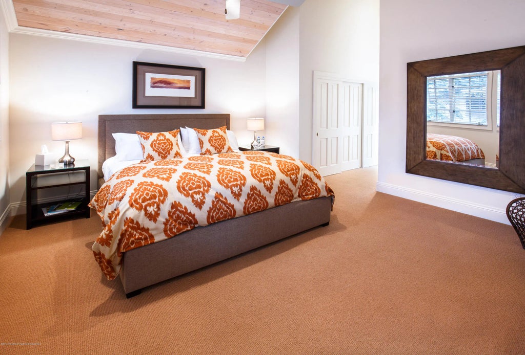 13 of 20 - 907 Waters Avenue, Aspen, CO