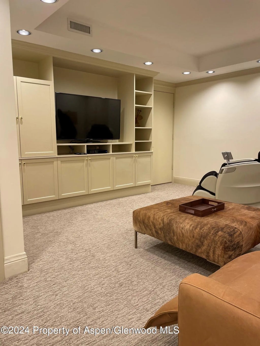 17 of 20 - 907 Waters Avenue, Aspen, CO