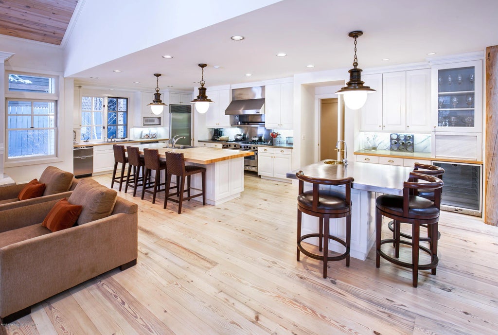 4 of 20 - 907 Waters Avenue, Aspen, CO