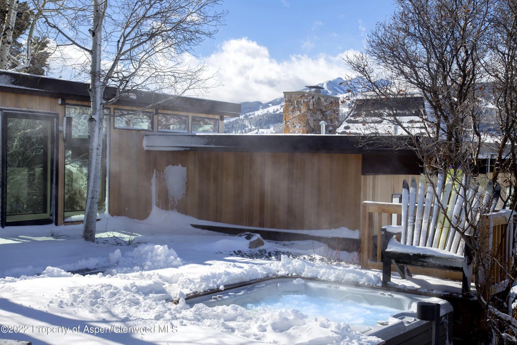 34 of 52 - 2116 Mclain Flats Road, Aspen, CO