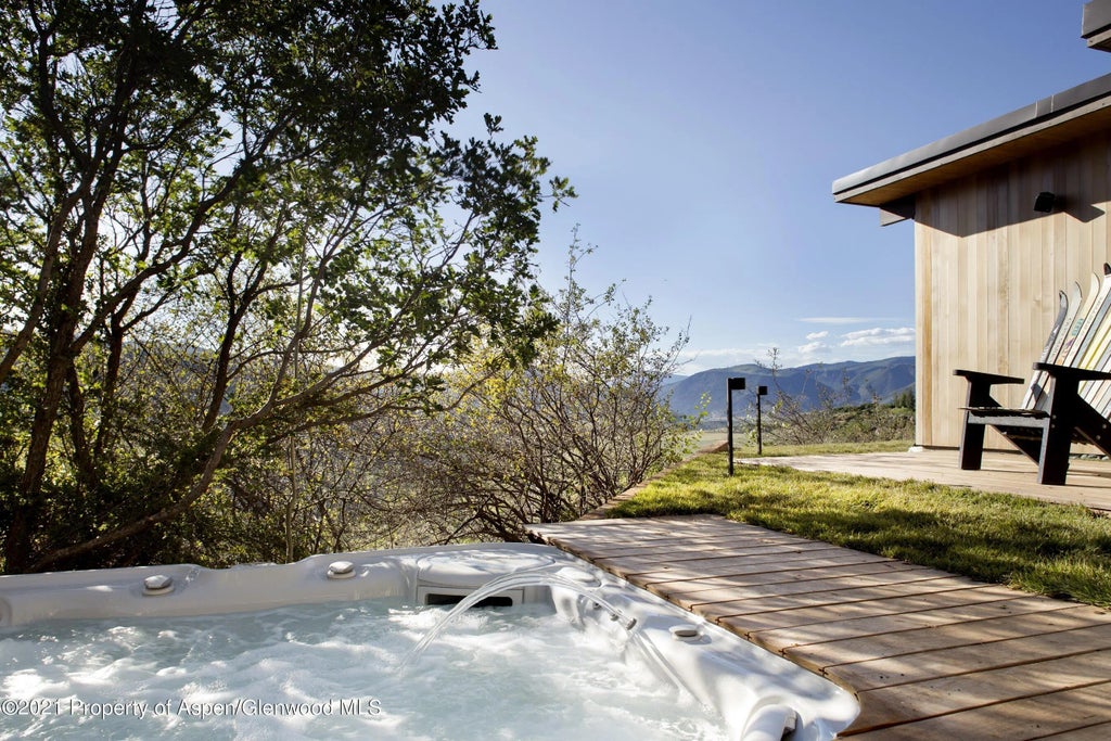 38 of 52 - 2116 Mclain Flats Road, Aspen, CO