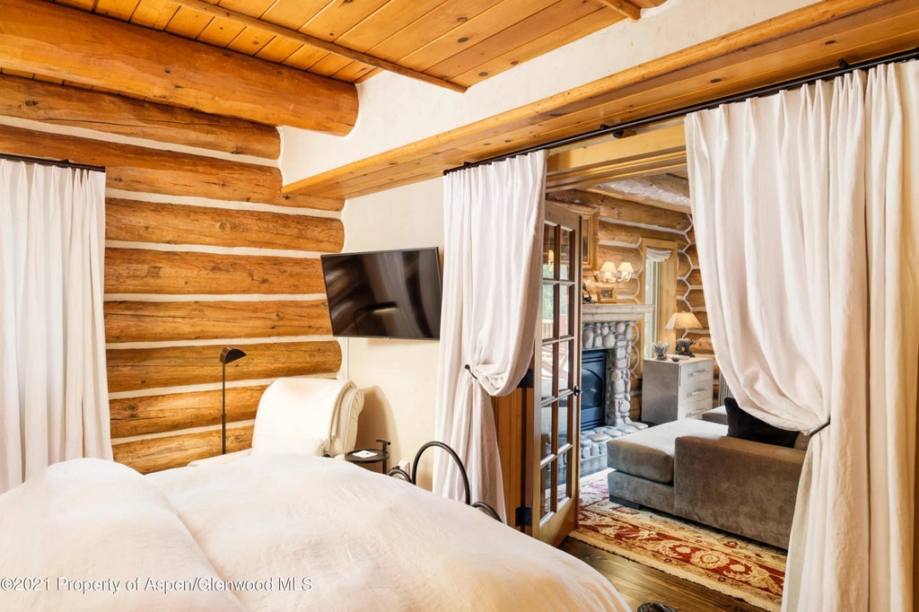 21 of 59 - 770 Twining Flats Rd, Woody Creek, CO