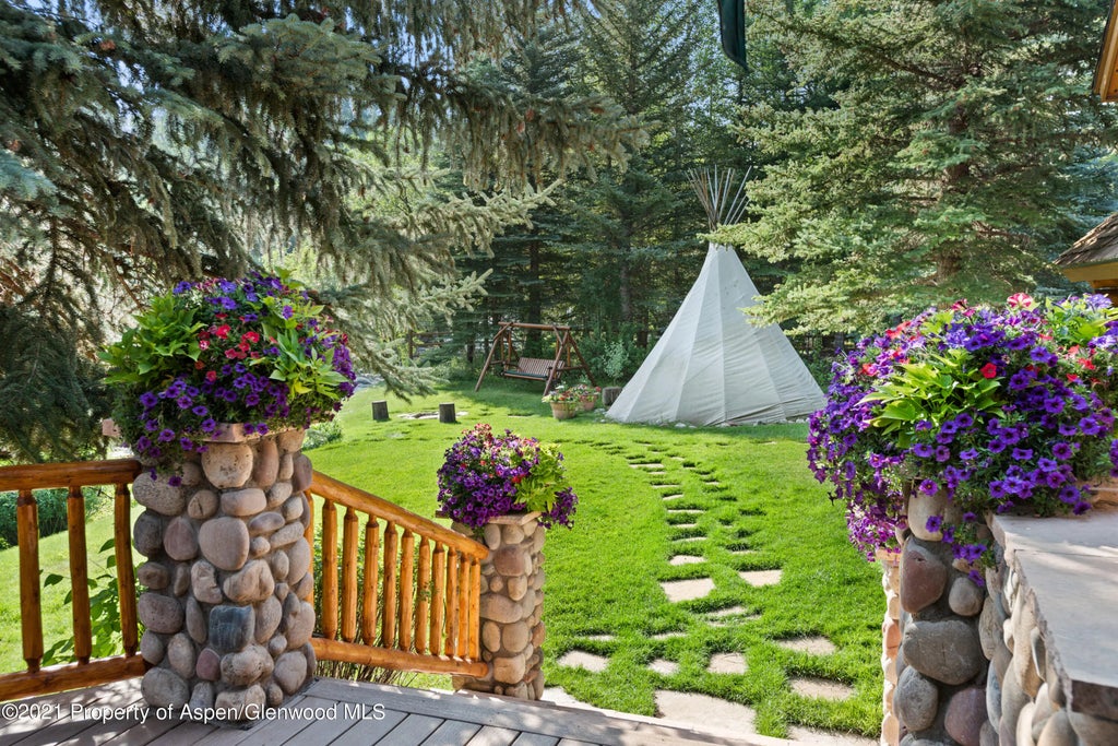 7 of 59 - 770 Twining Flats Rd, Woody Creek, CO