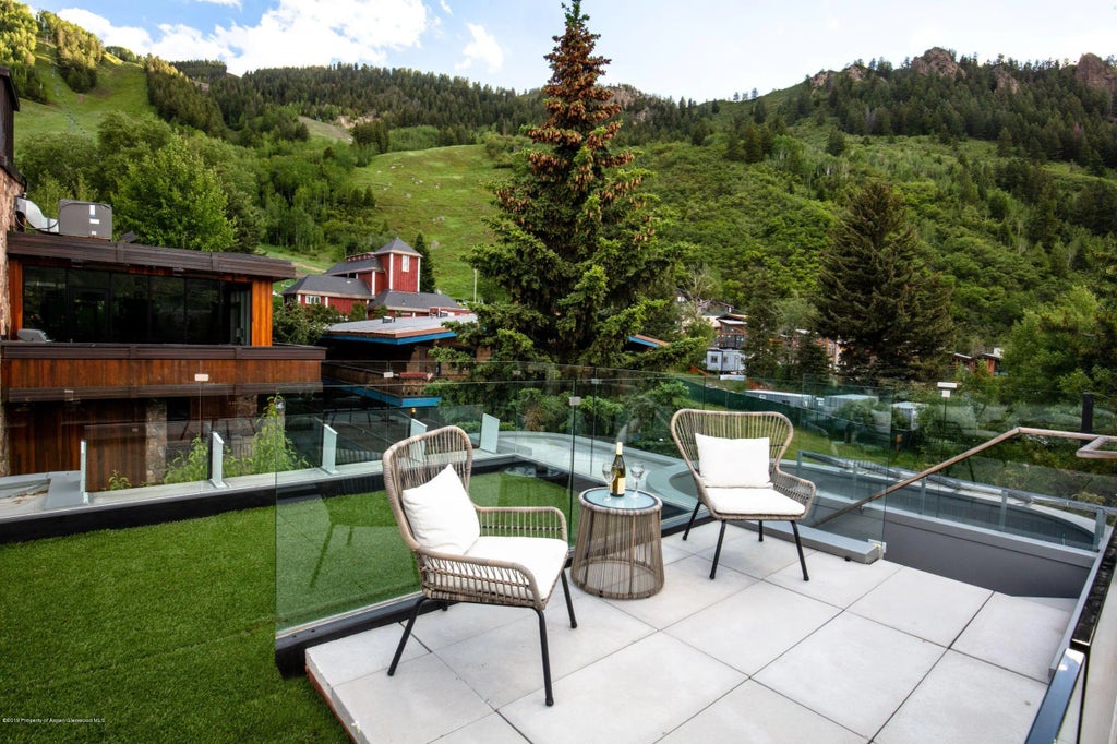 14 of 22 - 623 S Monarch Street Unit: A, Aspen, CO