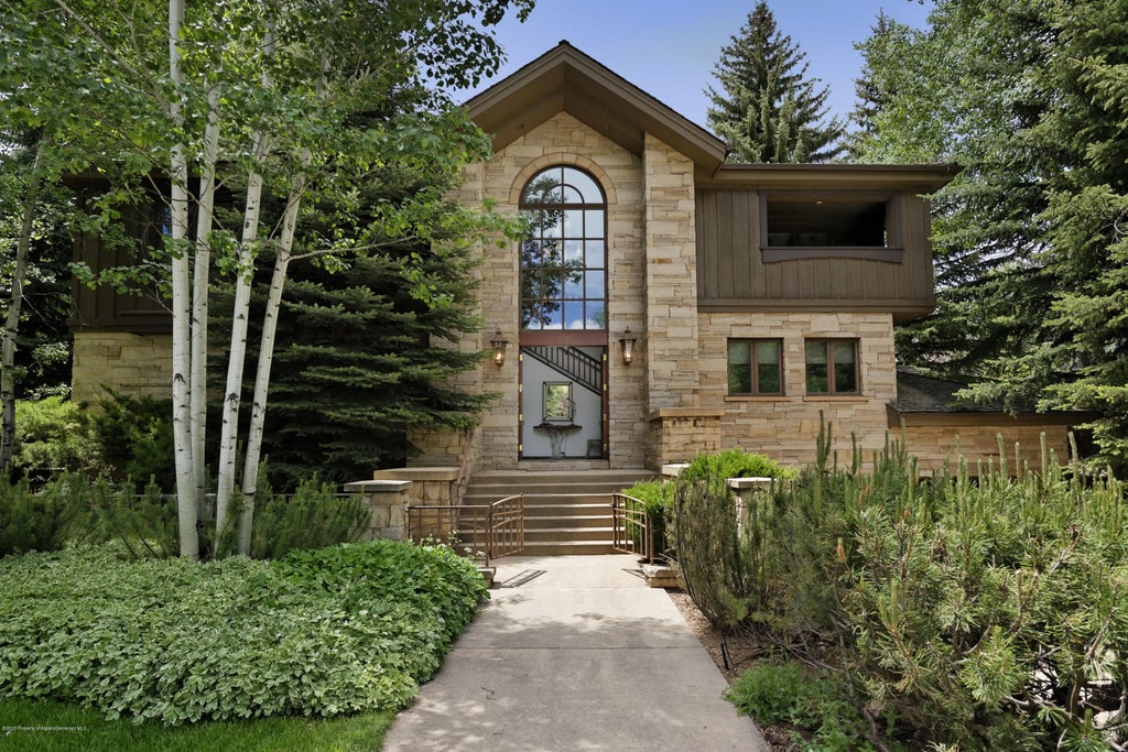 24 of 35 - 207 N Second Street, Aspen, CO