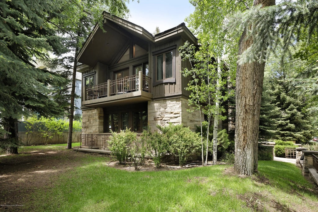 25 of 35 - 207 N Second Street, Aspen, CO