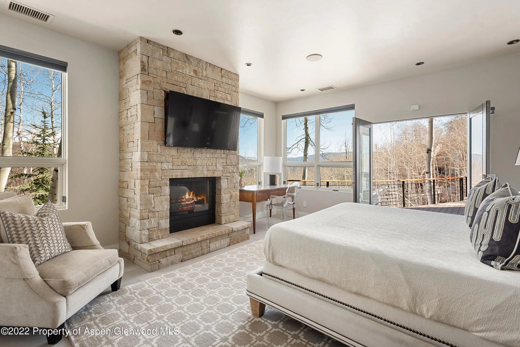 10 of 27 - 399 Maple Ridge Lane, Snowmass Village, CO