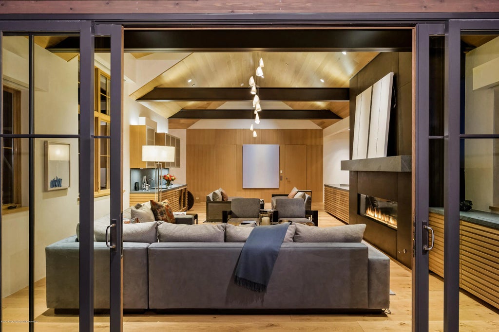 24 of 33 - 991 Moore Drive, Aspen, CO