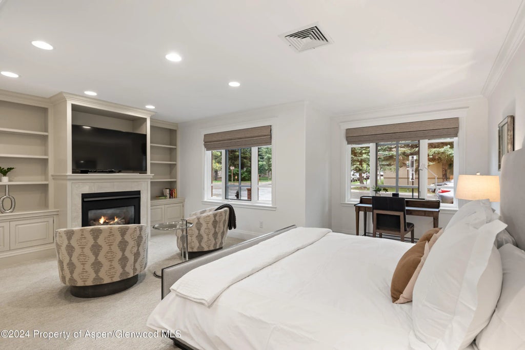 22 of 39 - 421 S West End Street, Aspen, CO