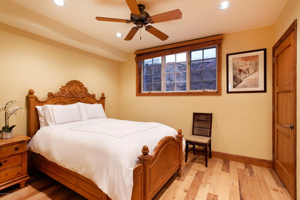 7 of 12 - 711 S Galena Street #19, Aspen, CO