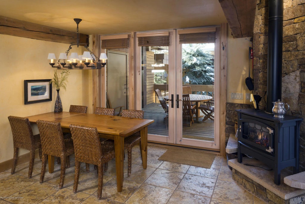 9 of 27 - 237 W Hopkins Avenue, Aspen, CO