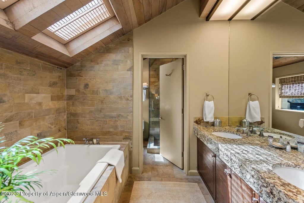 34 of 71 - 431 Edgewood Lane, Snowmass Village, CO