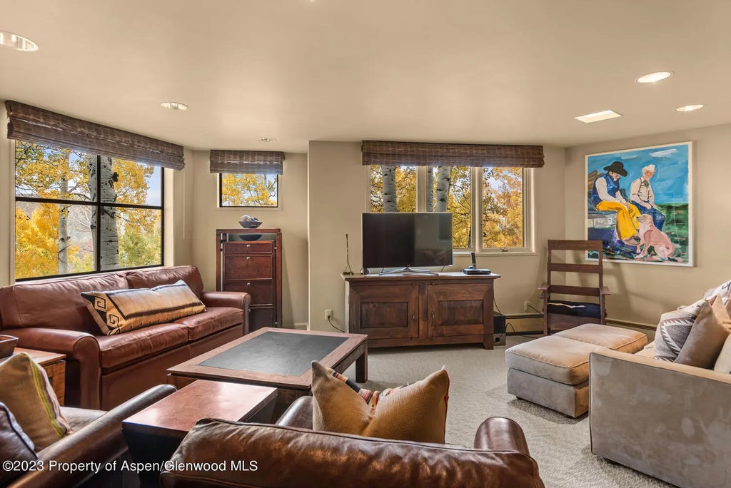 40 of 71 - 431 Edgewood Lane, Snowmass Village, CO