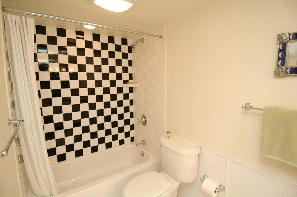 10 of 12 - 311 S Aspen Street Unit 6, Aspen, CO