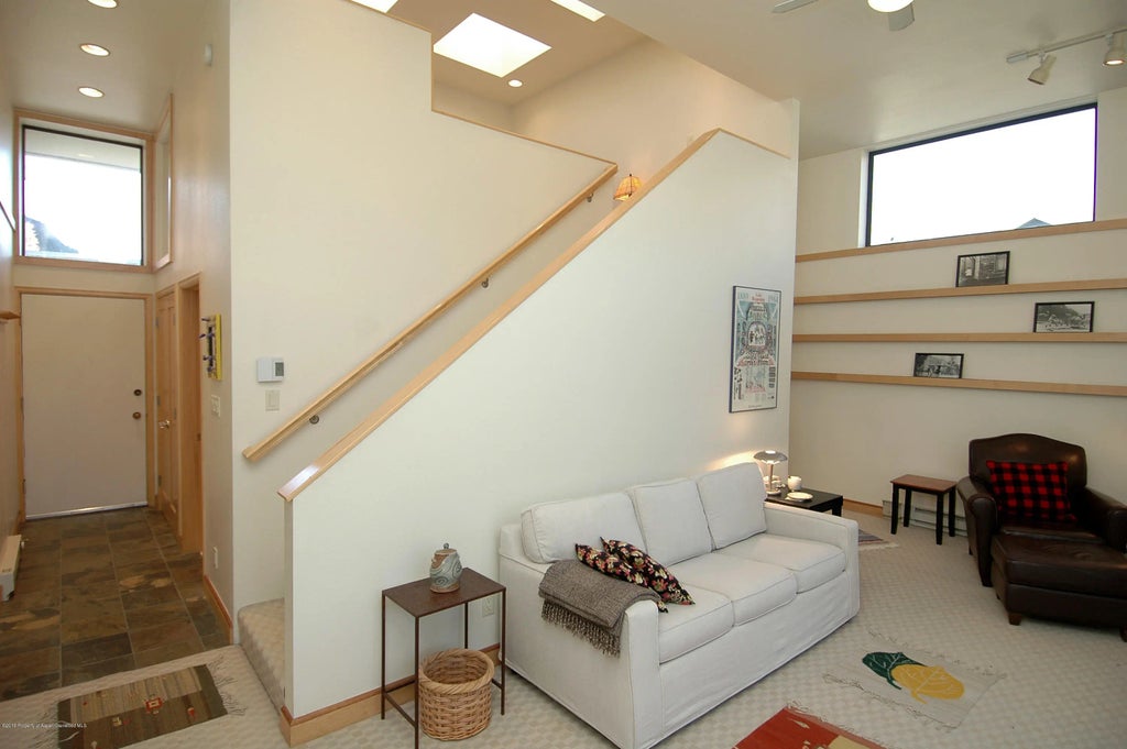 3 of 12 - 311 S Aspen Street Unit 6, Aspen, CO