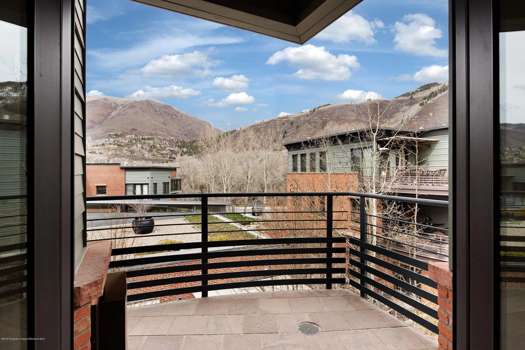 14 of 28 - 102 Founders Place 301, Aspen, CO