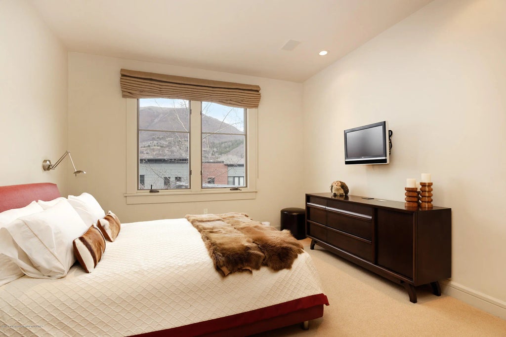 15 of 28 - 102 Founders Place 301, Aspen, CO