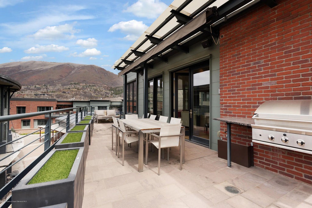 20 of 28 - 102 Founders Place 301, Aspen, CO