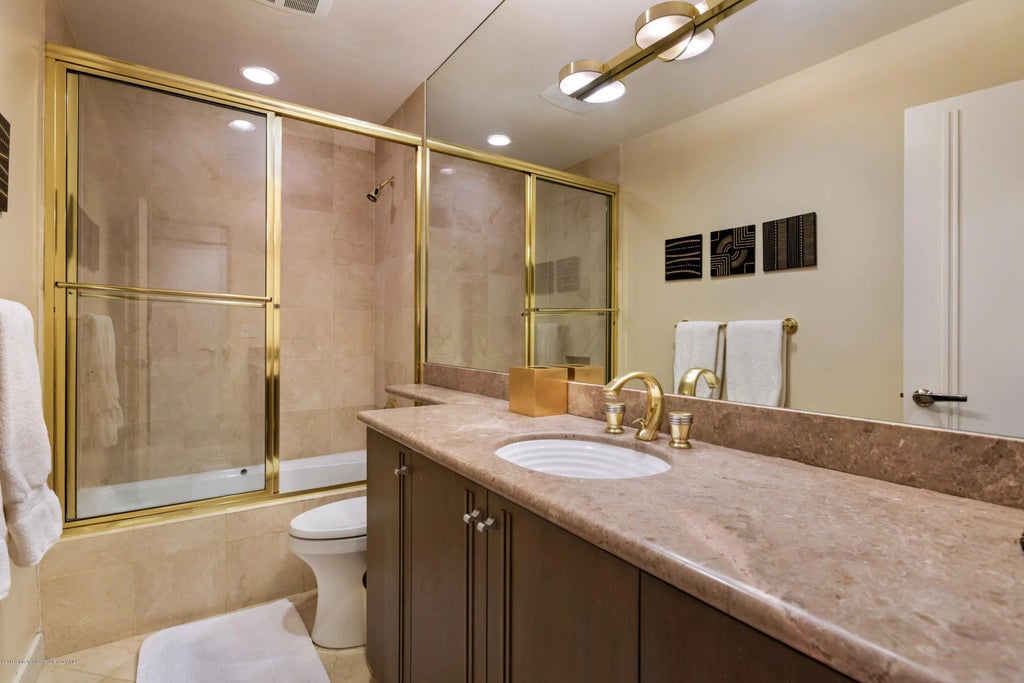 11 of 20 - 926 E Durant Avenue Unit 3, Aspen, CO