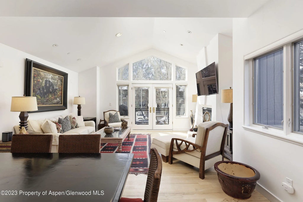 2 of 20 - 926 E Durant Avenue Unit 3, Aspen, CO