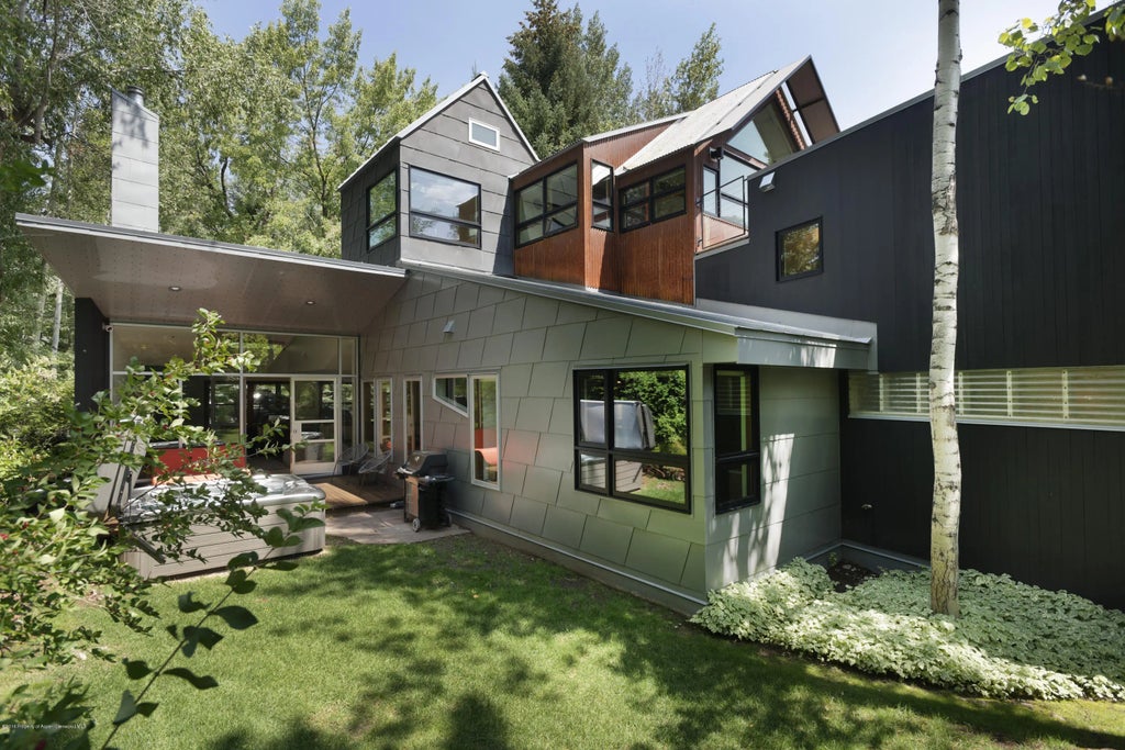 27 of 34 - 411 W Francis Street, Aspen, CO