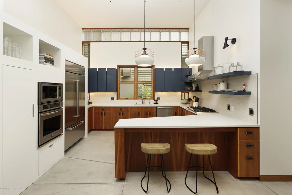 6 of 34 - 411 W Francis Street, Aspen, CO