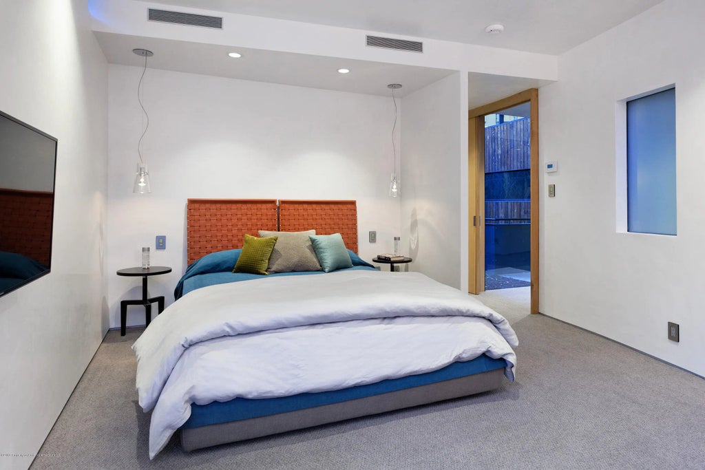 13 of 30 - 1118 Waters Avenue, Aspen, CO