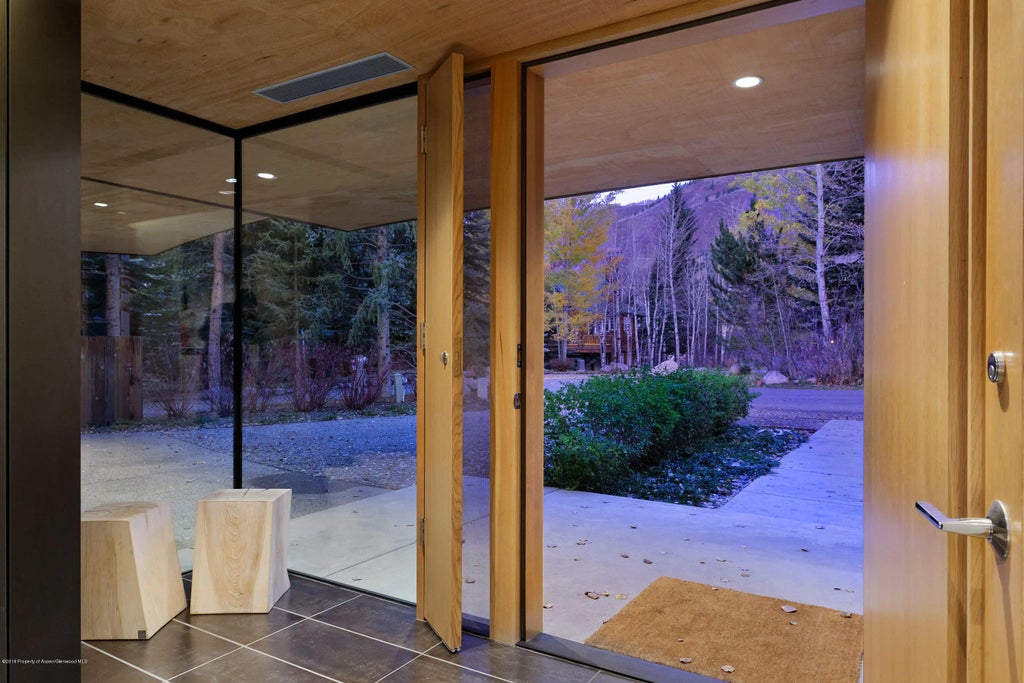 17 of 30 - 1118 Waters Avenue, Aspen, CO