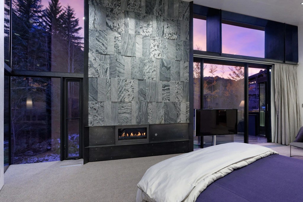 26 of 30 - 1118 Waters Avenue, Aspen, CO