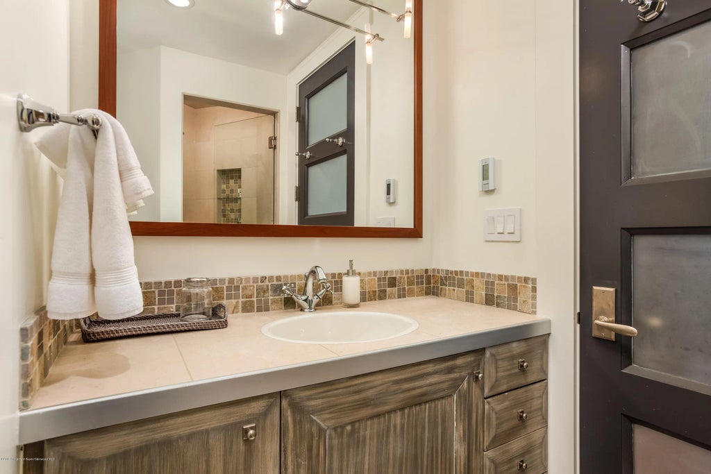 16 of 20 - 101 Founders Place #201, Aspen, CO