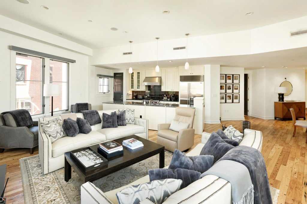 5 of 20 - 101 Founders Place #201, Aspen, CO