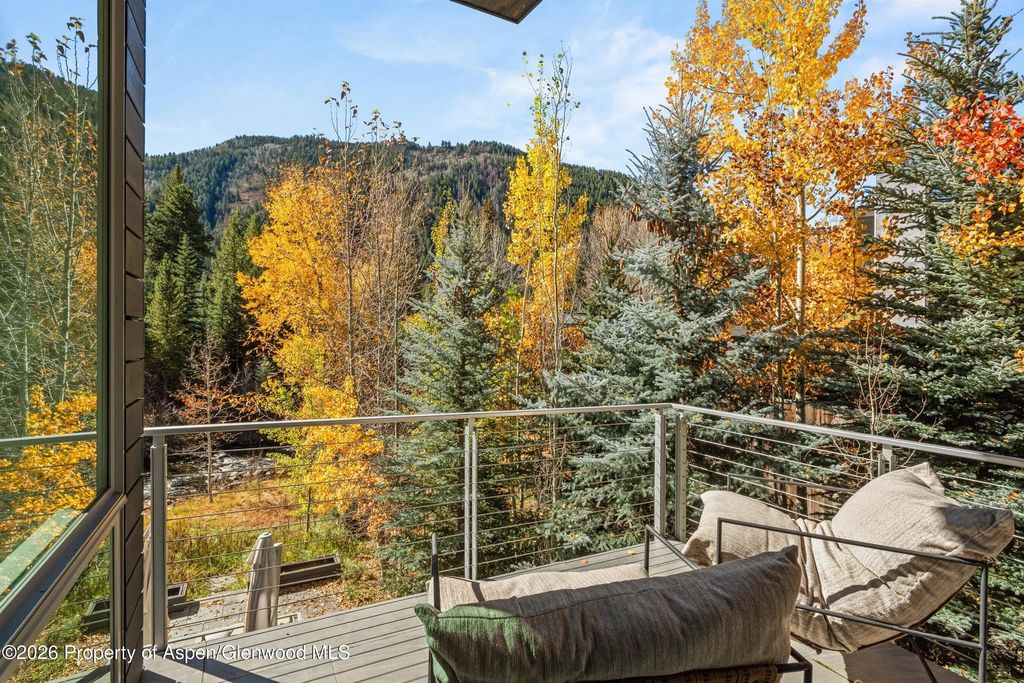 10 of 32 - 79 Winter Way, Aspen, CO