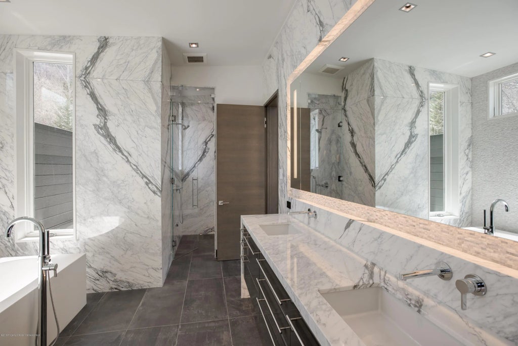 14 of 40 - 79 Winter Way, Aspen, CO