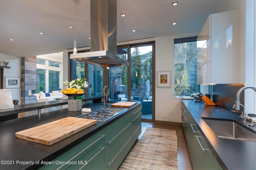 8 of 40 - 79 Winter Way, Aspen, CO